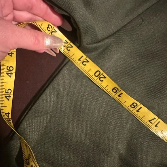 Bruh mom sweater - Picture 4 of 8